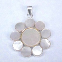 Pend. Flower 10 stones MOP