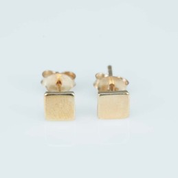 Ea square 5mm. Plain Pink Color