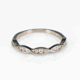 Ring   3mm.   rose  Circonia