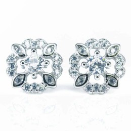 Earring Star 10mm. Circonia