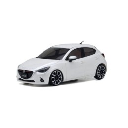 ASC MA03F-FWD MAZDA Demio XD Touring Snow Flake Wh