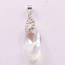 Pendant suaros.A small lanz.with drop crystal