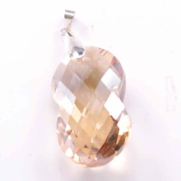 Pendant suaros.A big 8 with drop plain champain co