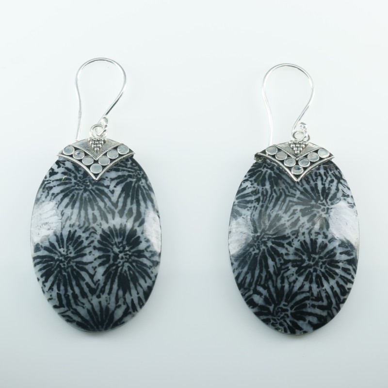 Earring Oval coral