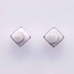 Earring Square White Shiva Shell