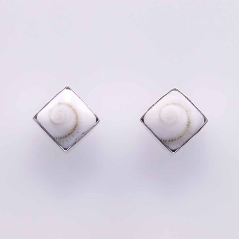 Earring Square White Shiva Shell
