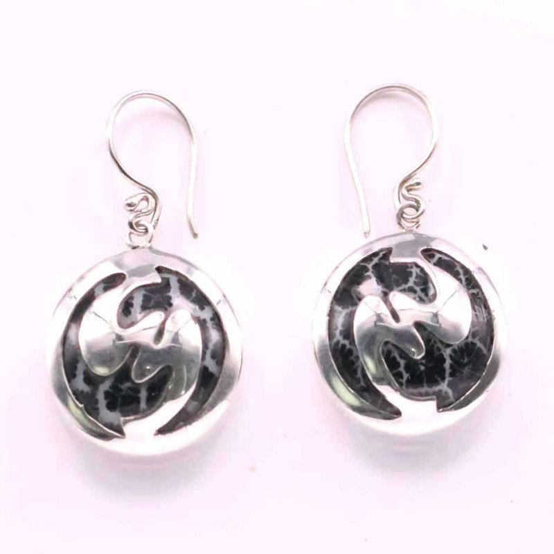 Earring Round Black Shell