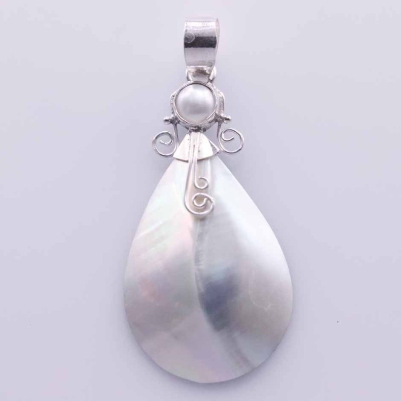 Pendant Drop 23x46mm. Pearl