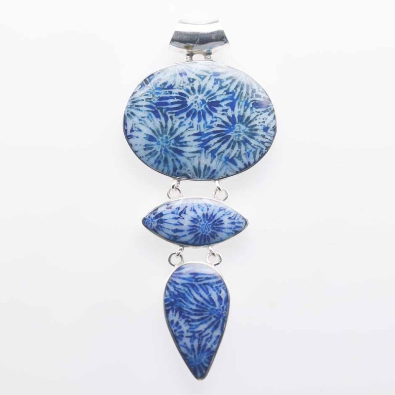 Pendant Oval 30x71mm. Blue Coral