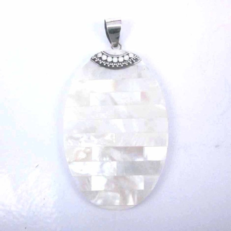 Pendant Oval MOP Shell