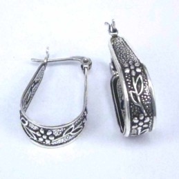 Ea Hoop 24x15x5mm. Oval Plain