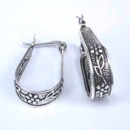 Ea Hoop 24x15x5mm. Oval Plain