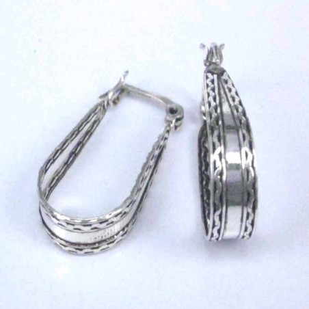Ea Hoop 24x15x5mm. Oval Plain