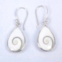 Earrings White shiva Shell