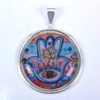 Pendants Photo